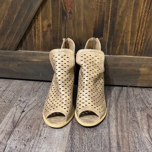 Jessica Simpson Tan Peep-Toe Ankle Booties